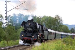 03 2295_8 auf der Werratalbahn bei Lichtenfels unterwegs