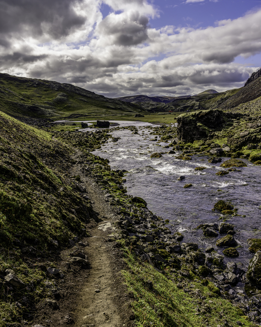 0327 Wandern am Fluss