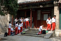 036 - Beijing - School Class at Summer Palace