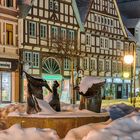 0365TZ-0367TZ Marktplatz Stadthagen mit Brunnen Winter Schnee beleuchtet