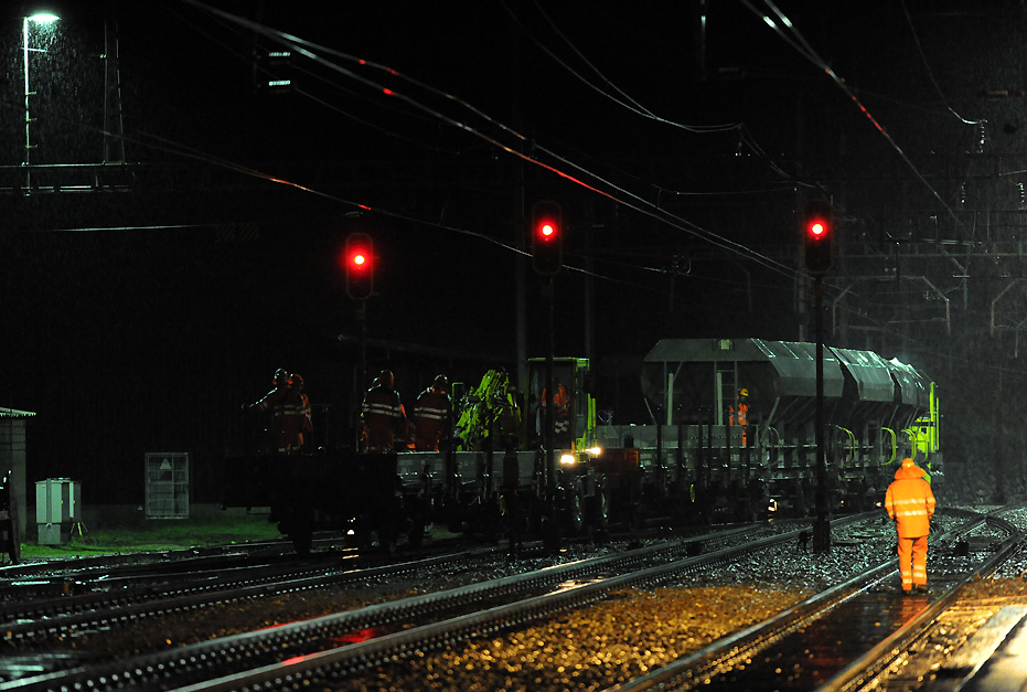 04.00 Uhr - Schichtbeginn im strömenden Regen