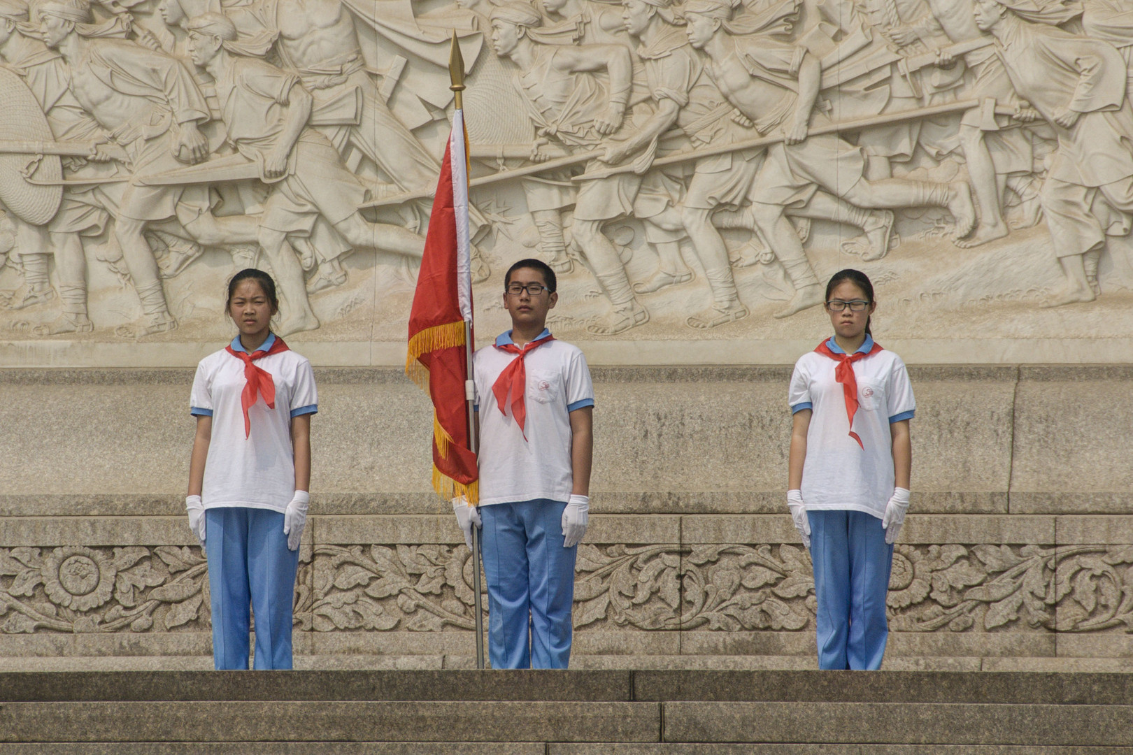 044 - Beijing - Tiananmen Square - Monument to the People's Heroes