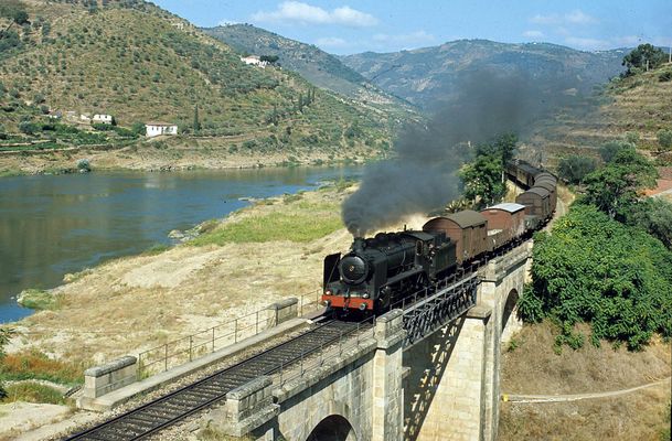 046-PortugalSACHLEPPTENDERLOK-294-vor_Tua