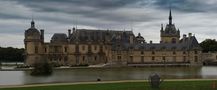 Le Château de Chantilly by Jeanlloy 