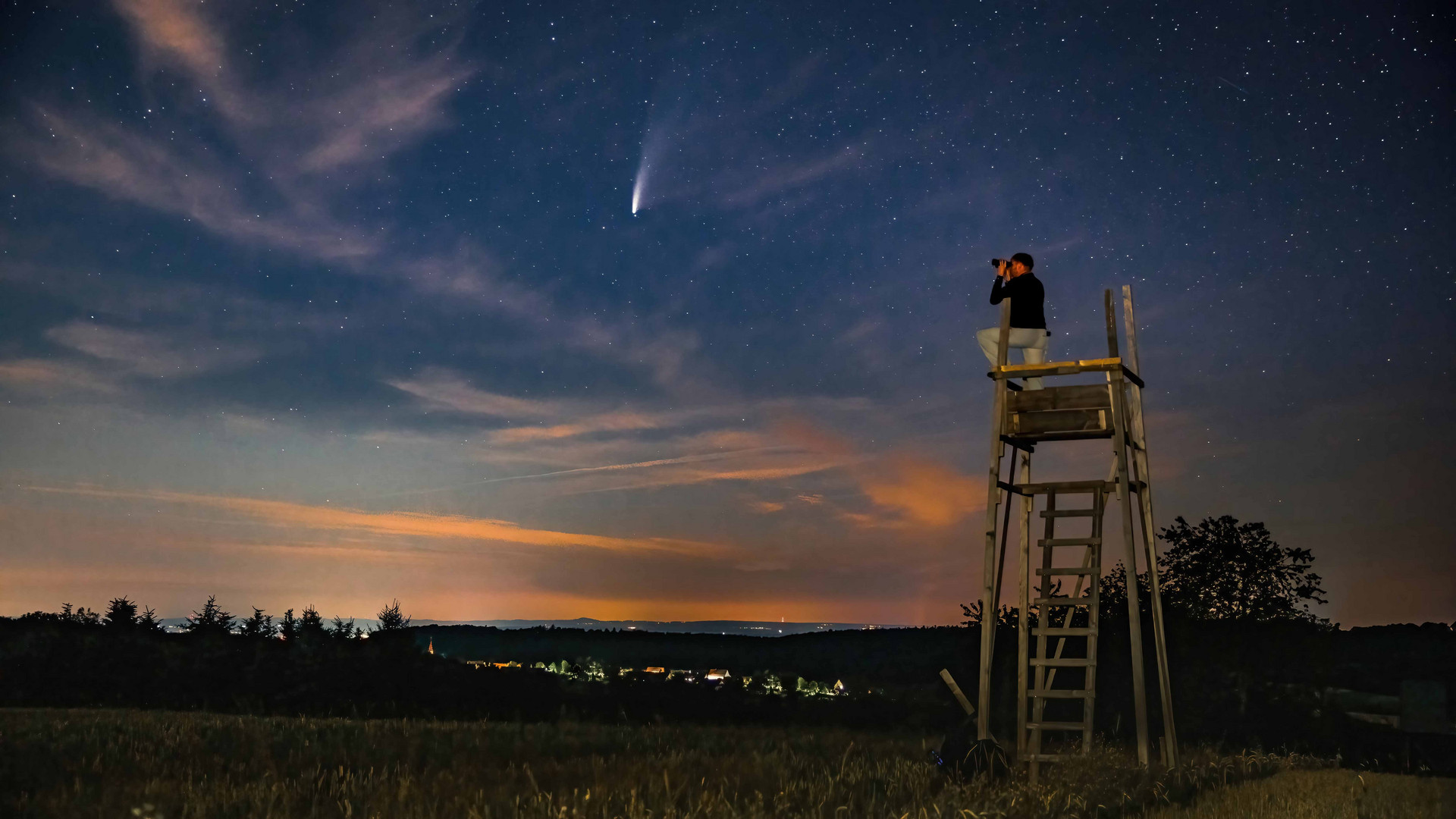 04_Durchblick zu Komet Neowise