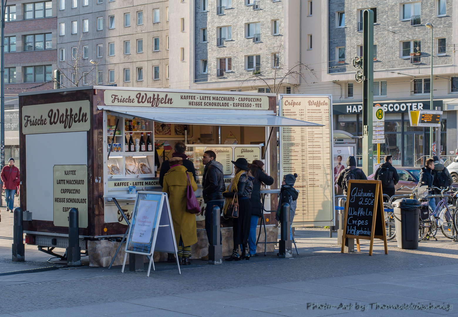 05.02.2018 Alex un dann stonnse an de Waffelbud un kloppen sich de Waffel in de Kopp