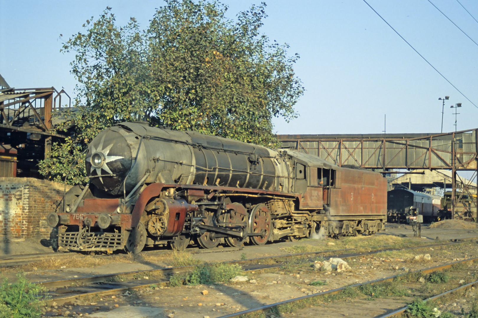 065-Indien-WP7647 im Bahnhof Saharanpur