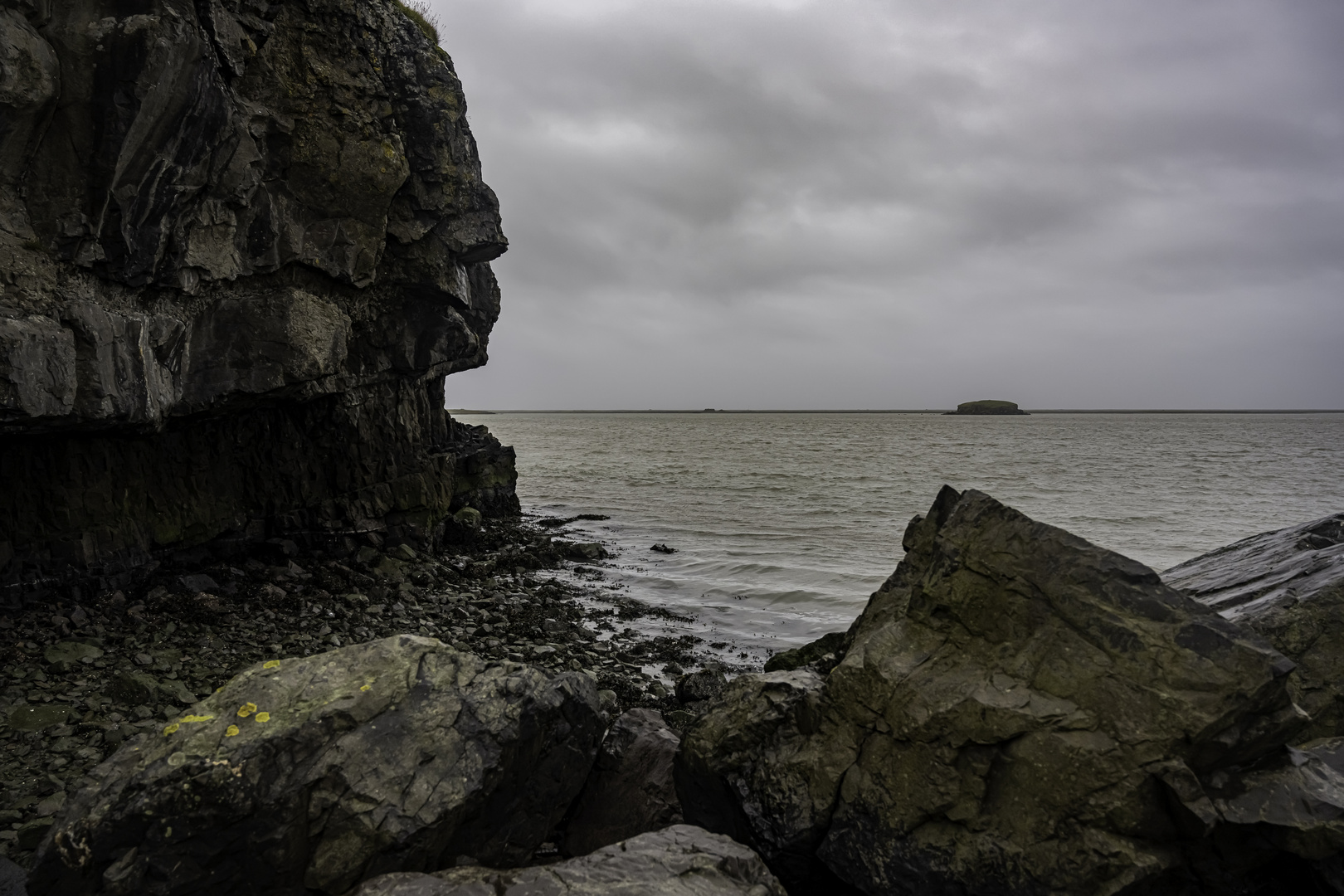 0775 Blick auf Rauðabergsey