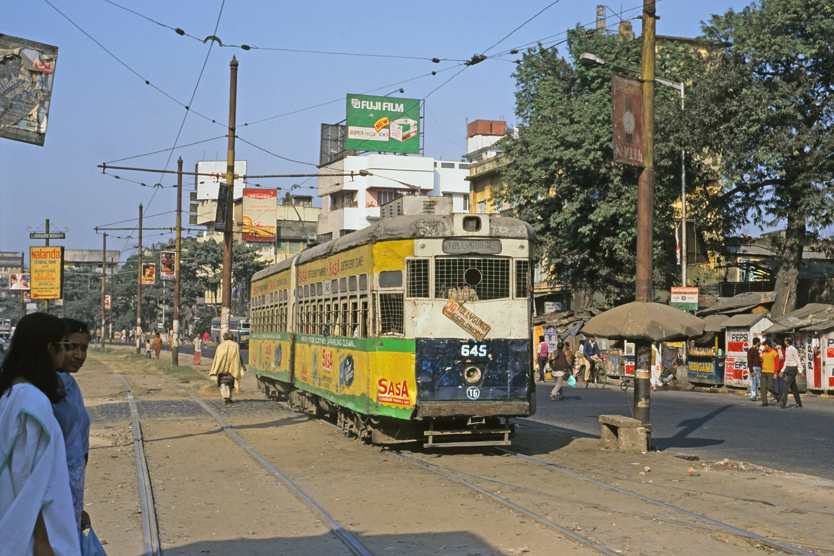 093-Indien Straßenbahn in Kalkutta (jetzt Kolkata)04.01.1995