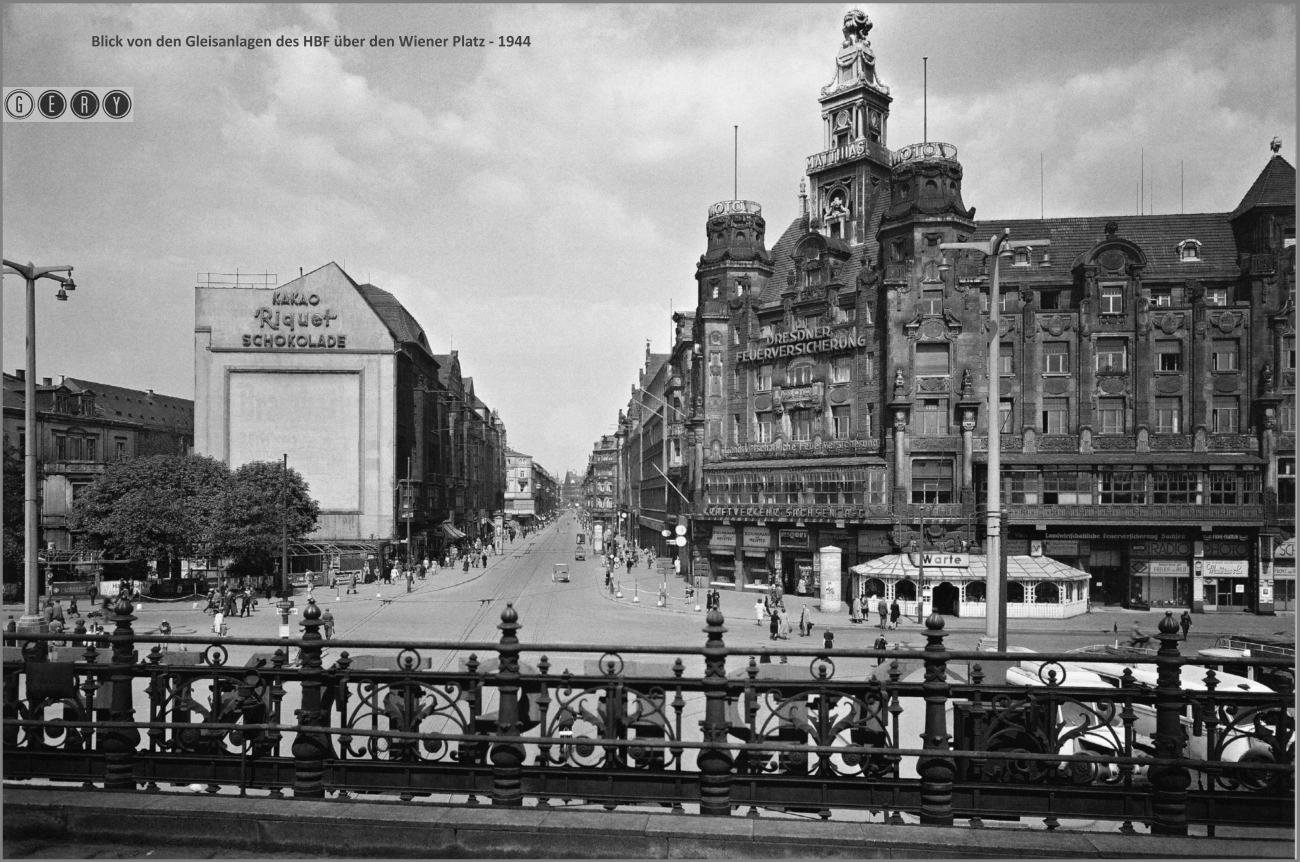 097 - 09 Blick vom Hauptbahnhof über den Wiener Platz - 1944