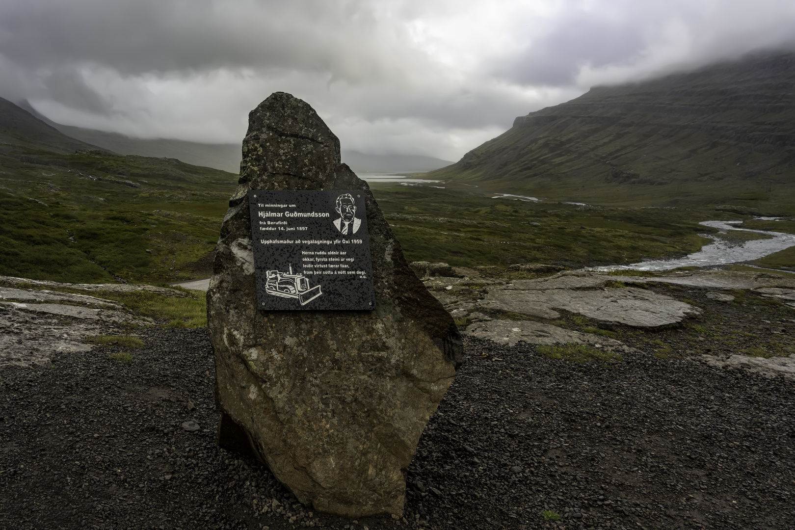 0994 Gedenkstein Hjálmar Guðmundsson