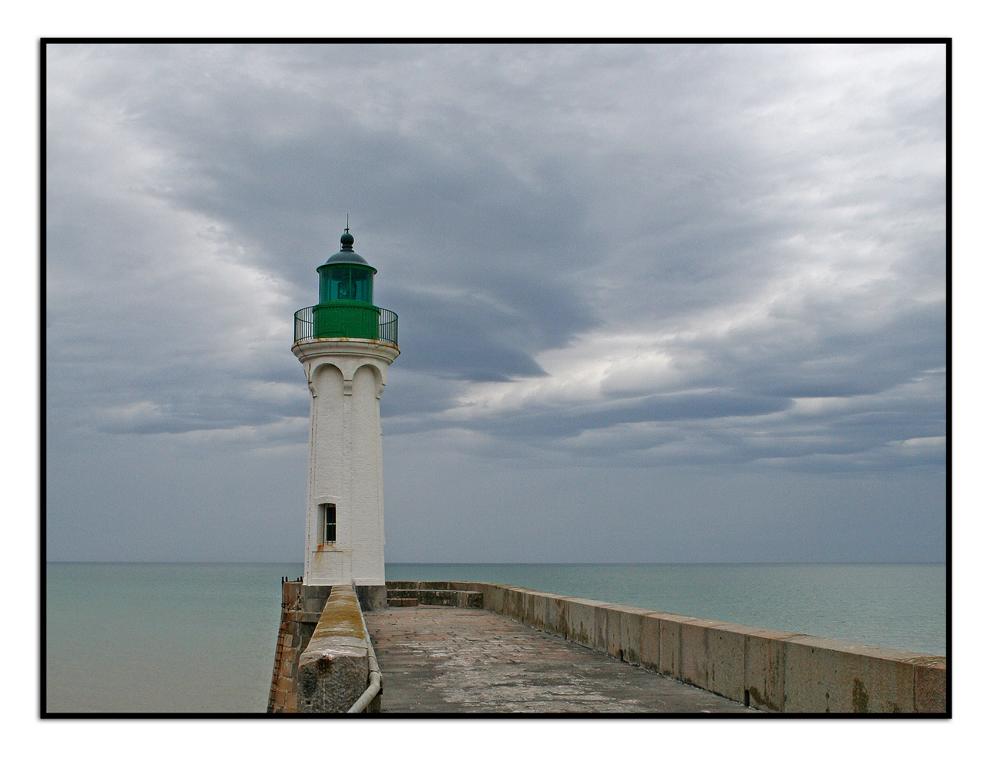 Regentag an der normannischen Küste von Nicole Haupt