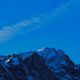 Der Gipfel der Zugspitze erwacht an einem Wintermorgen mit den ersten wrmenden Sonnenstrahlen