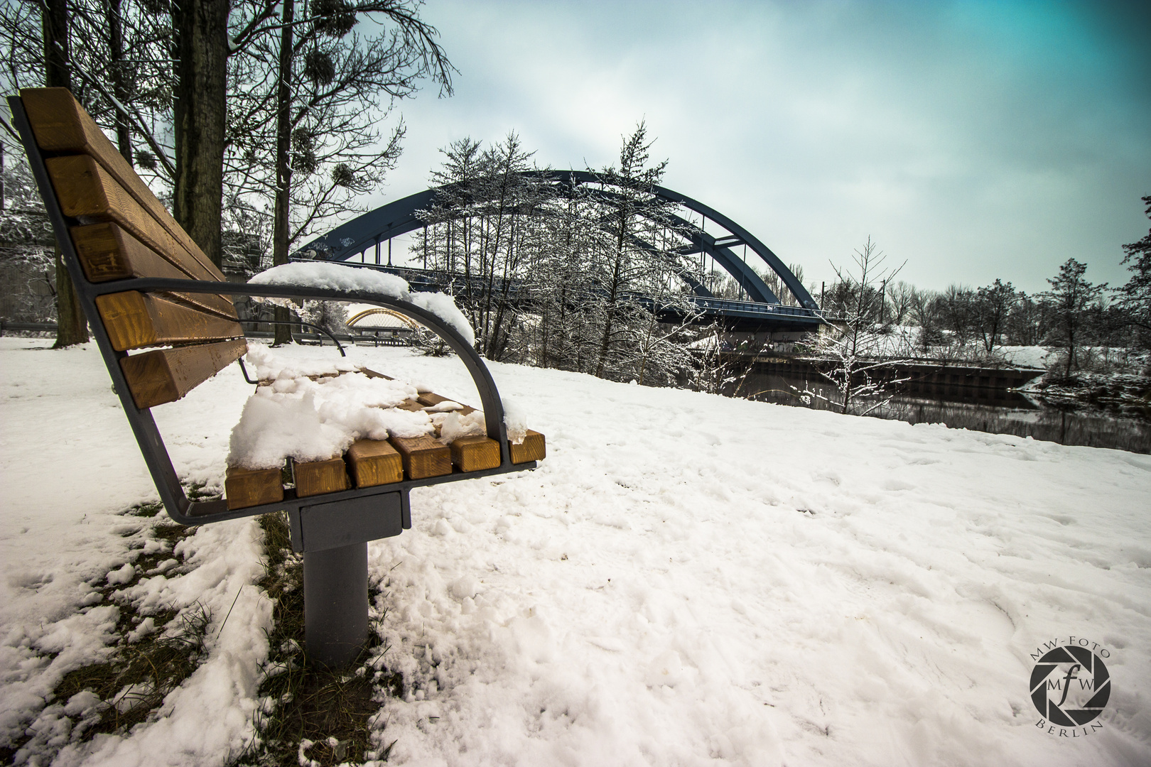 0winter am Kanal