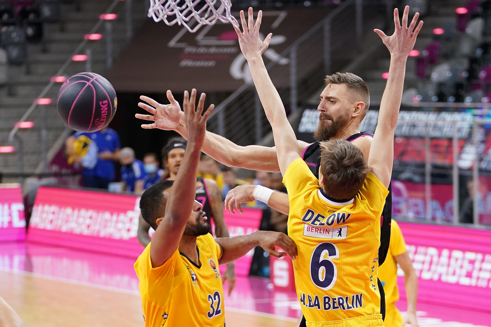 1. BBL Pokal Telekom Baskets Bonn vs. Alba Berlin 10.11.2020