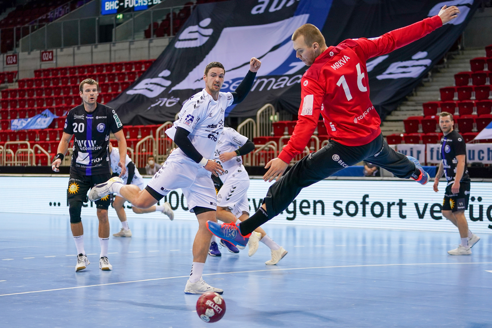 1. HBL BHC vs. THW Kiel 27:32