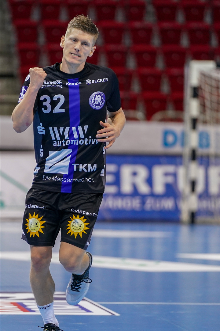 1. HBL BHC vs. THW Kiel 27:32