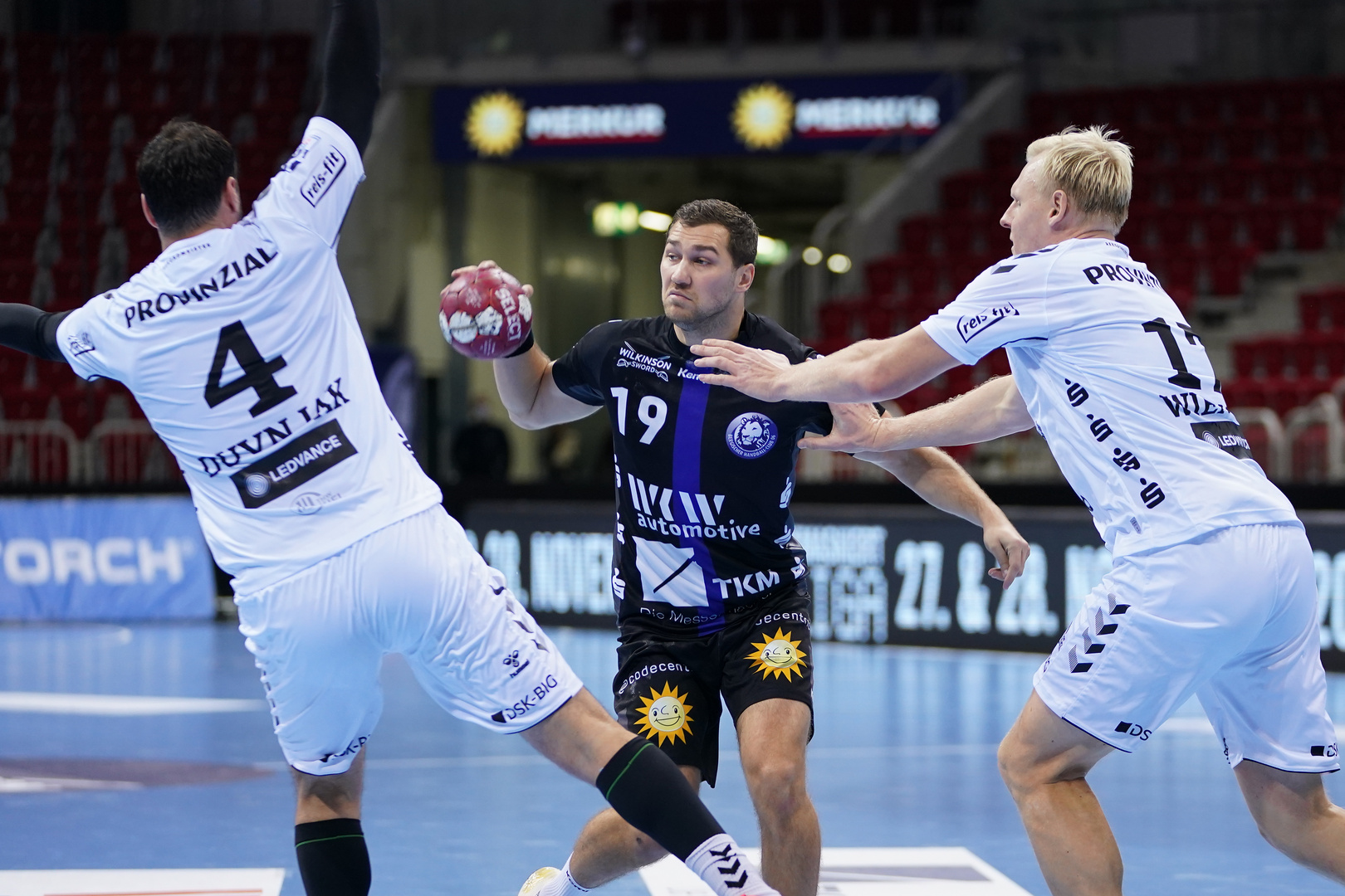 1. HBL BHC vs. THW Kiel 27:32