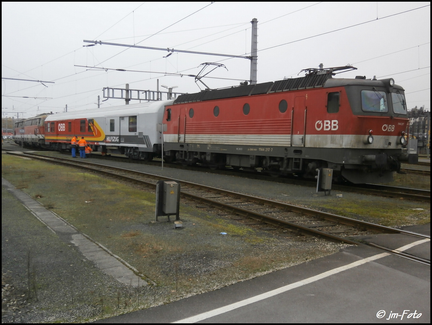 (1) Hilfszug 93870 Linz - TS Werk St. Pöten am 11.11.2014