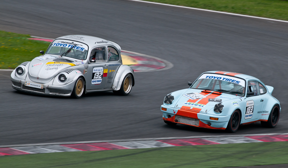 1. HISTO-CUP-LAUF RBR / 16./17.04.2011 / "Kugelporsche" vs Porsche