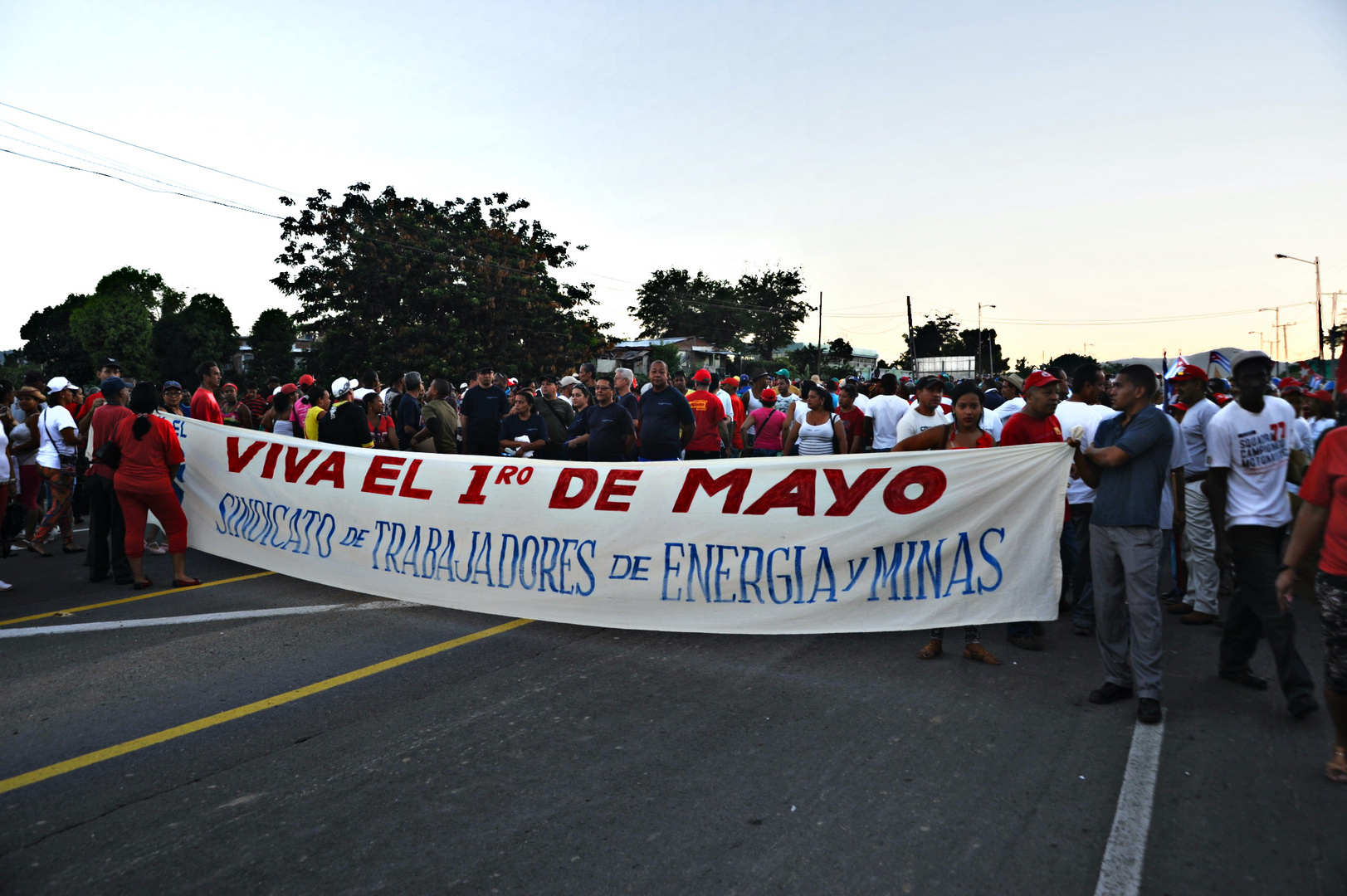 1. Mai in Santiago de Cuba 01