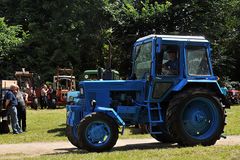 1. Schönberger Oldtimertreffen: Der dicke Blaue