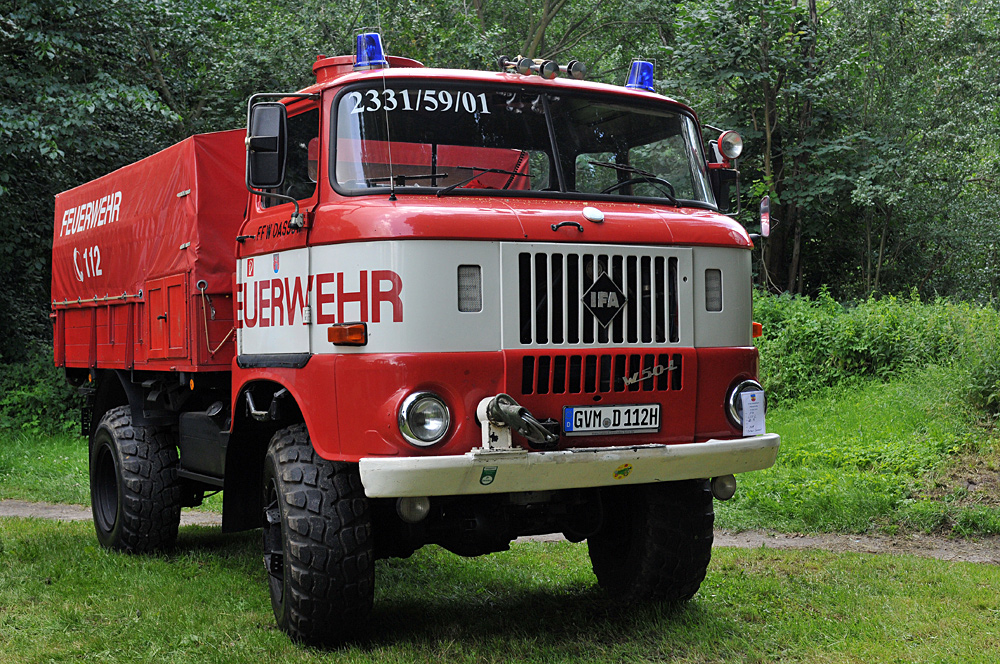 1. Schönberger Oldtimertreffen: Feuerwehr – Rot (IFA)