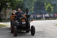 1. Schönberger Oldtimertreffen: Lanz und Herr Plescher in seinem Element