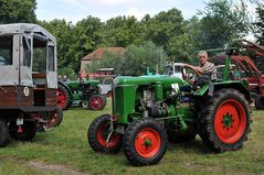 1. Schönberger Oldtimertreffen: Schlepper – Stolz