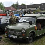 1. Schönberger Oldtimertreffen: Trabi – Oliv