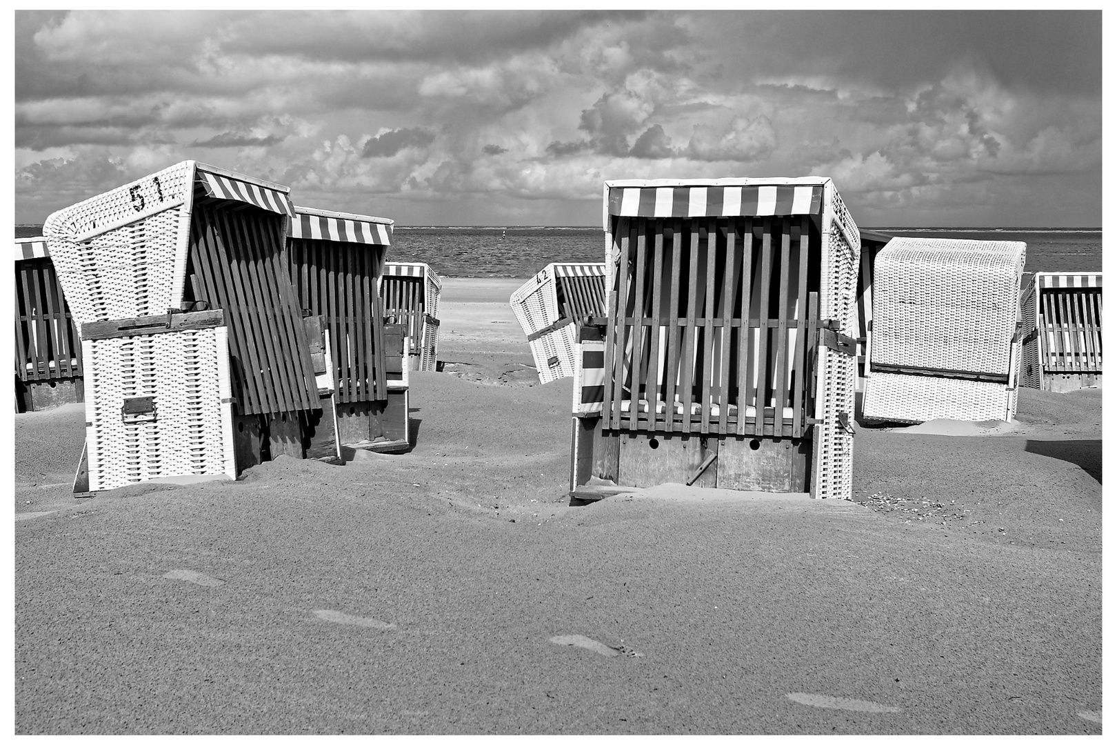 10. August 2016 am Strand von Baltrum, Luft und Wasser 19°C...