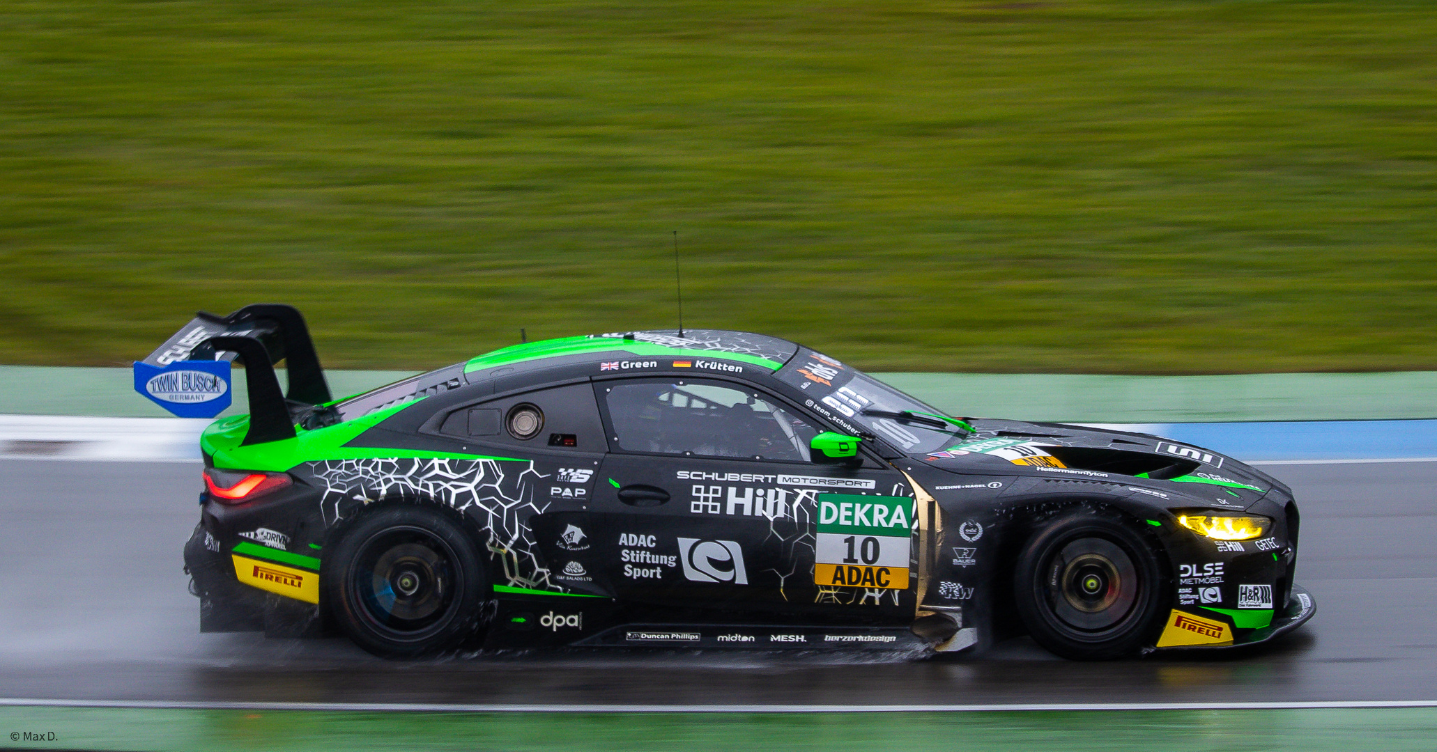 #10 BMW M4 GT3 - Niklas Krütten