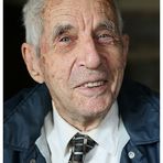 100 Jahre alt - Ralph Gregory