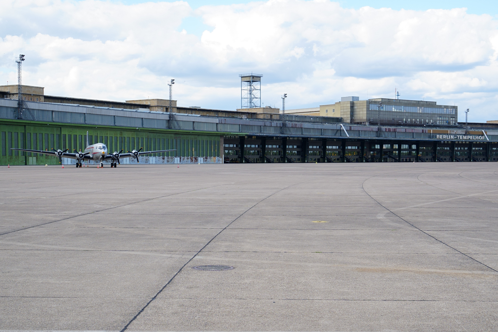 100 Jahre Flughafen Tempelhof 1923-2023