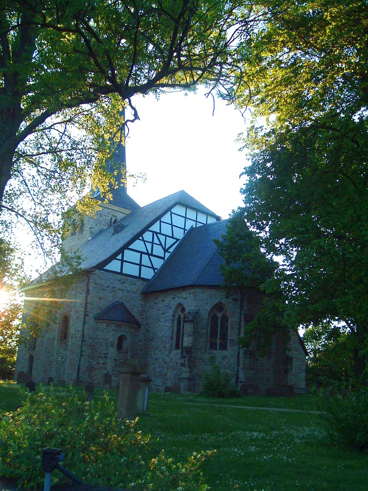 1000 Jahre Stiepler Dorfkirche