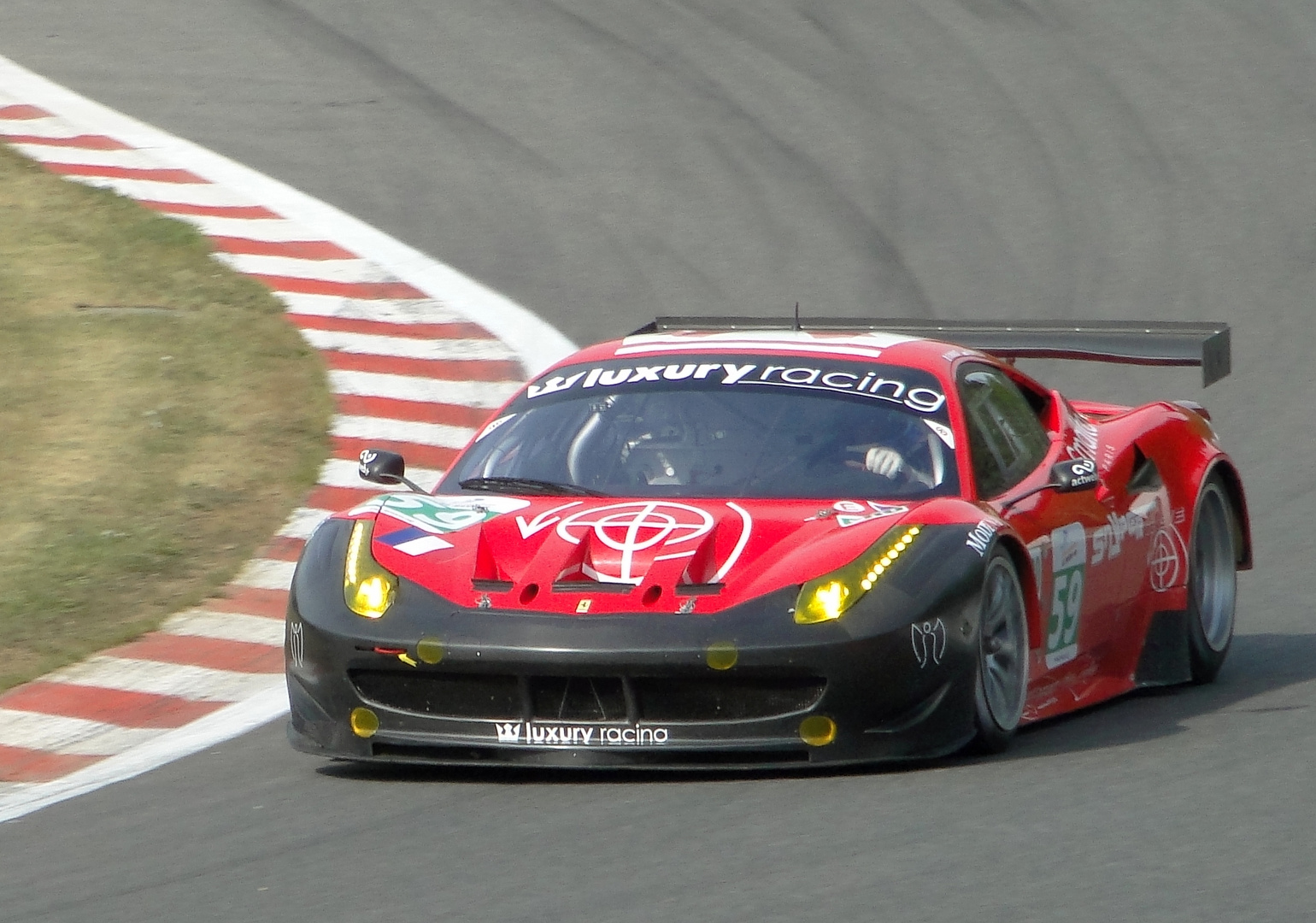 1000 km de francorchamps 2011 ferrari f458