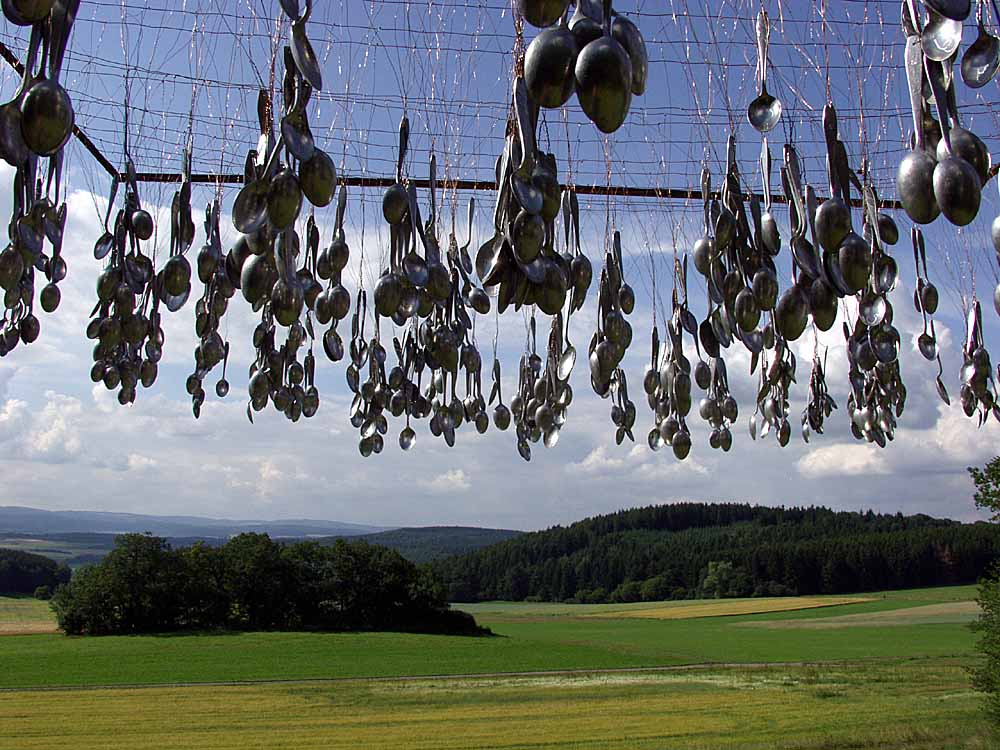 1.000 löffel hängen im himmel