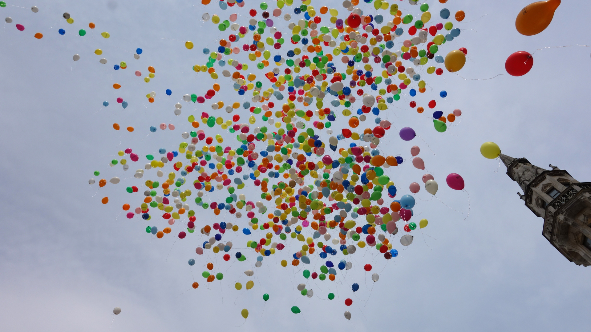 1000 Luftballons..