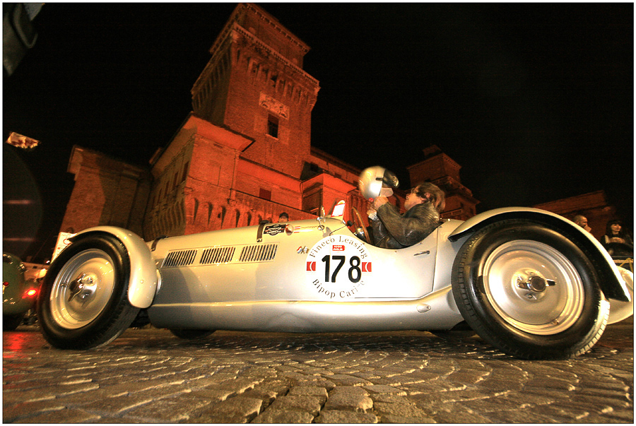 1000 Miglia sosta a Ferrara