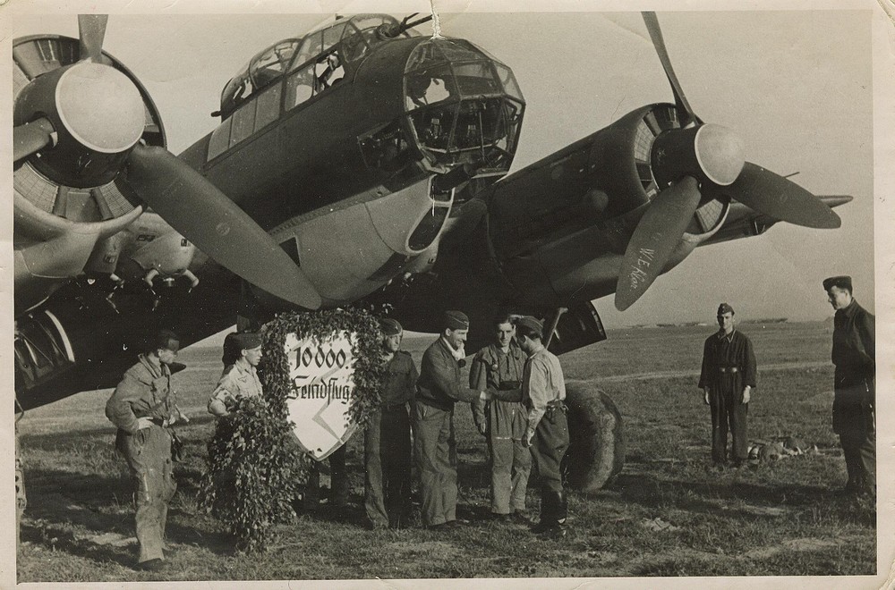 10.000. Feindflug