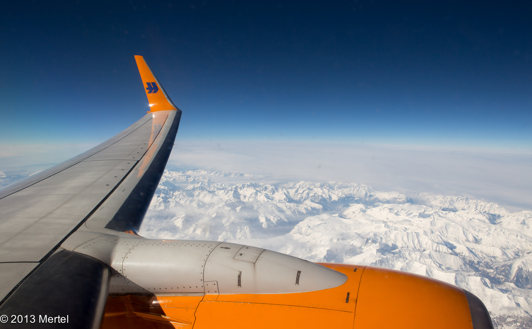 10.000 Meter über der Schweiz ..... Schneebedeckte Berge