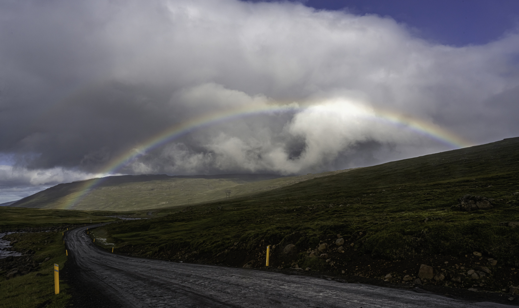 1008 Somewhere over the rainbow...