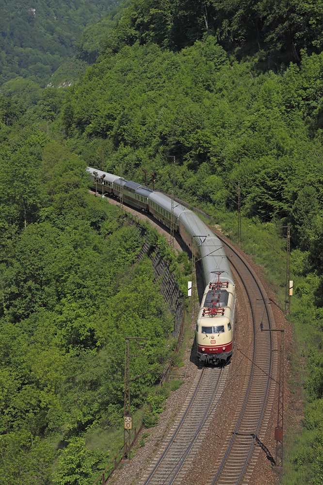 103 184-8 in der Geislinger Steige