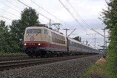 103 235 auf dem Weg nach Innsbruck