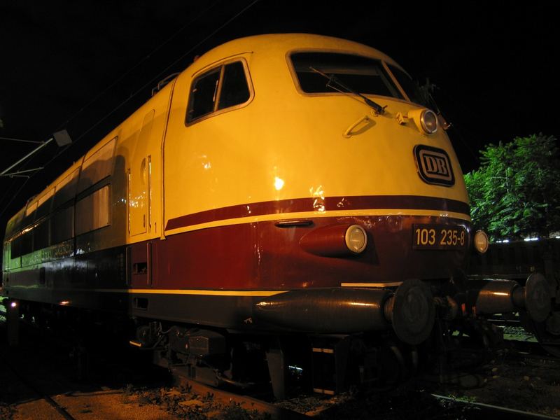 103 235 in Dresden Hbf