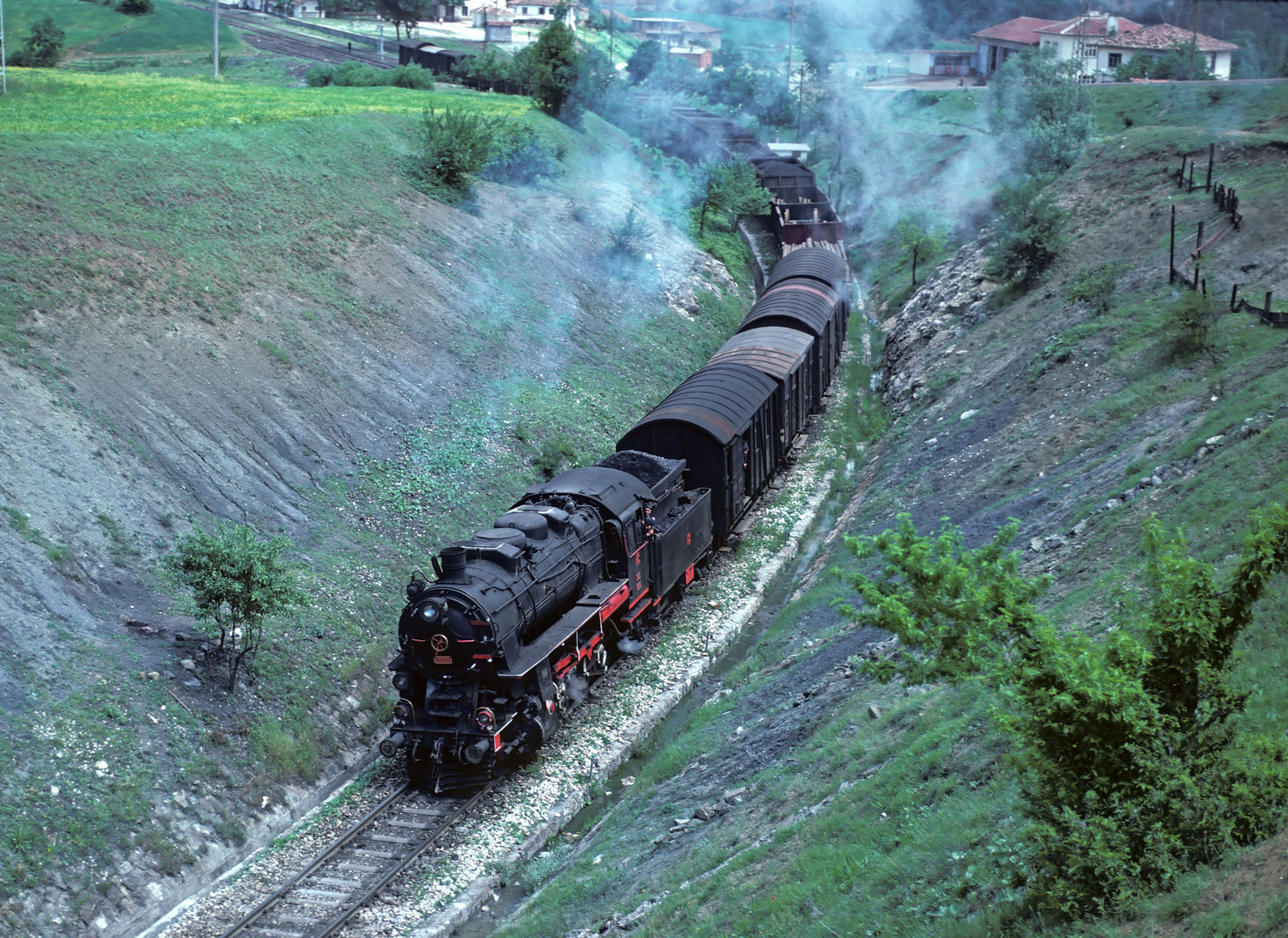 104-Türkei-45057 Ladik klein1  Ein Güterzug von Ladik nach Samsun
