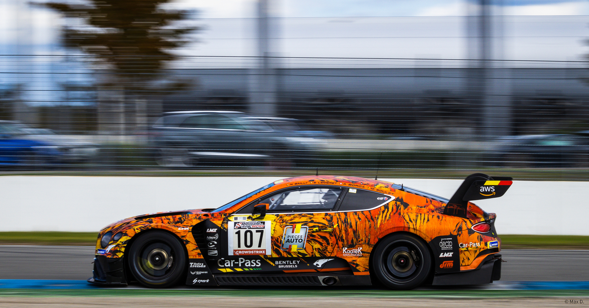 #107 Bentley Continental GT3 - Nigel Bailly