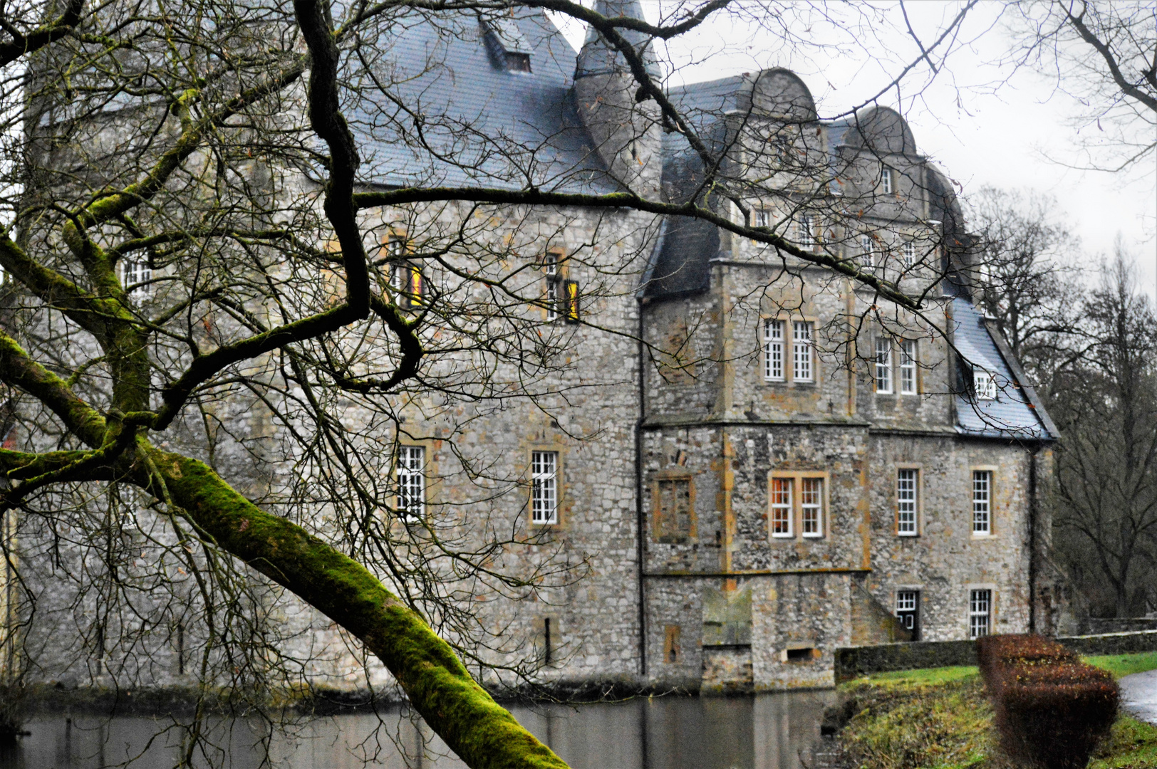   11. Jahrhundert Wasserschloss Schelenburg