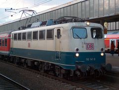 110 141 im Essener Hbf Anno MMIV