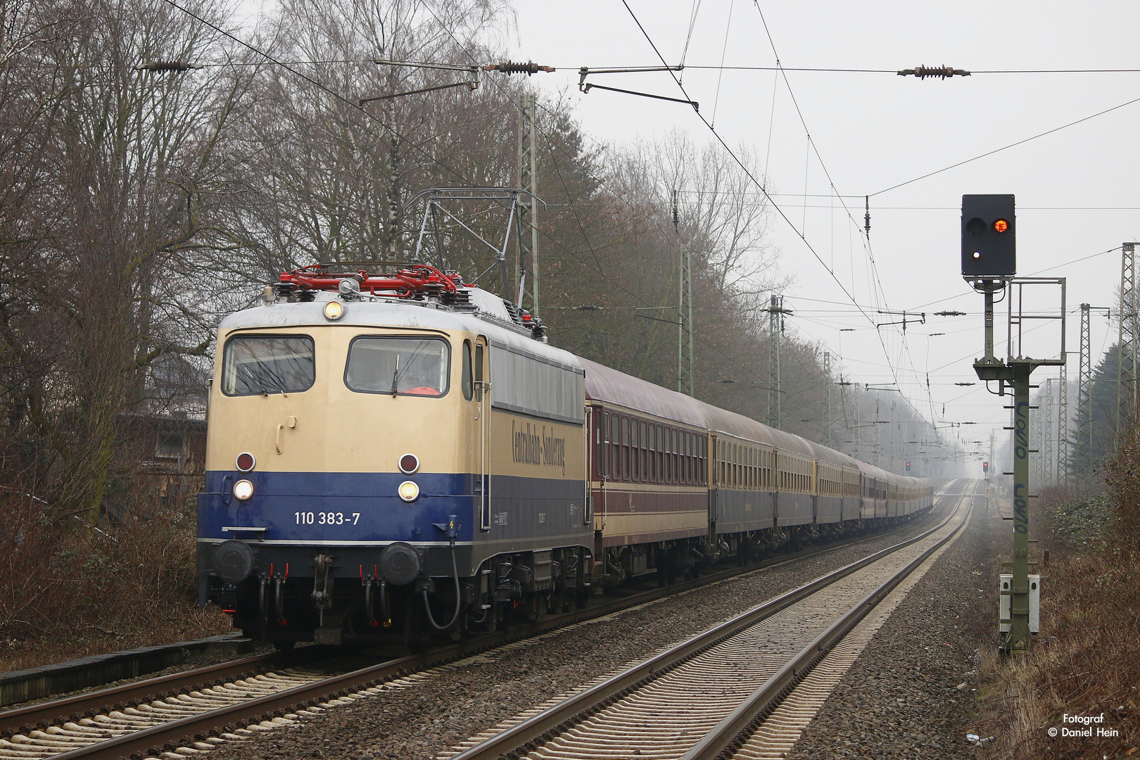 110 383-7 Centralbahn in Oberhausen Holten, am 18.02.2017.